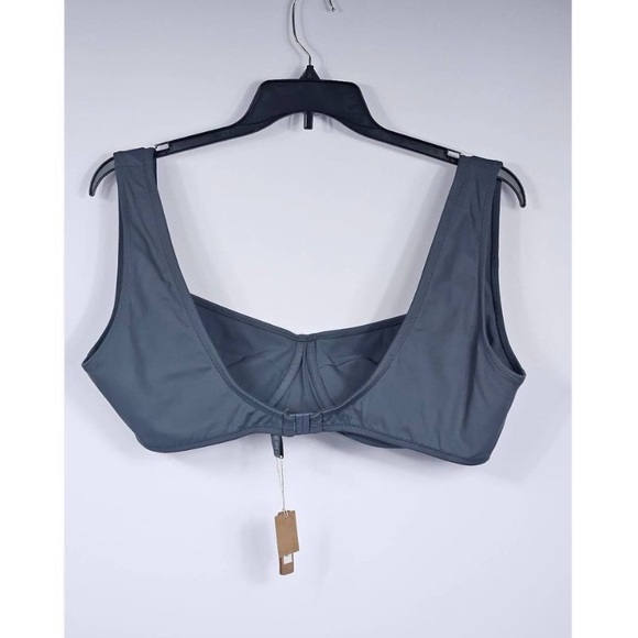 **BNWT Skims underwire swim TOP ONLY - Picture 5 of 6